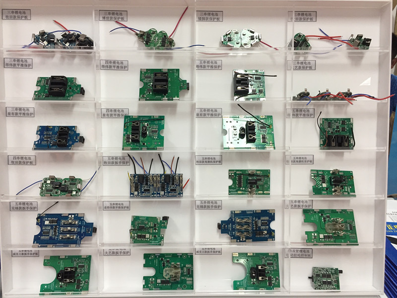 【大圣归来】五金展圆满结束，爱赢国际展台前宾客满蓬